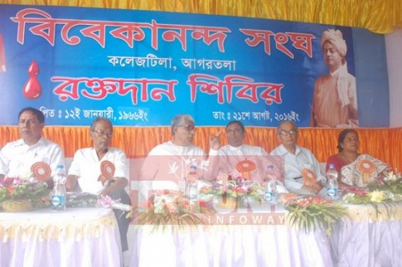 Blood banks unable to supply required blood to the patients, CM Manik Sarkar busy in inaugurating blood donation camp